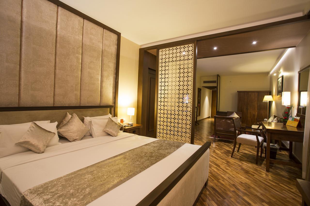 Hotel Shangri-La, Kathmandu Buitenkant foto