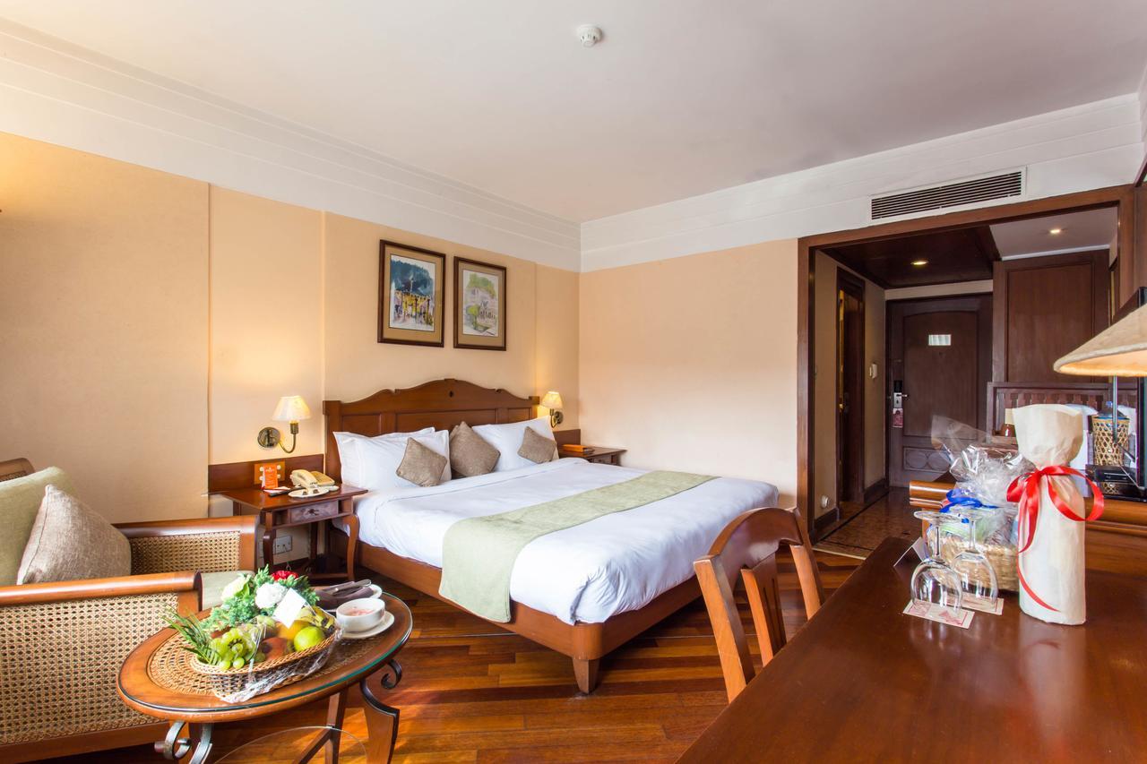 Hotel Shangri-La, Kathmandu Buitenkant foto